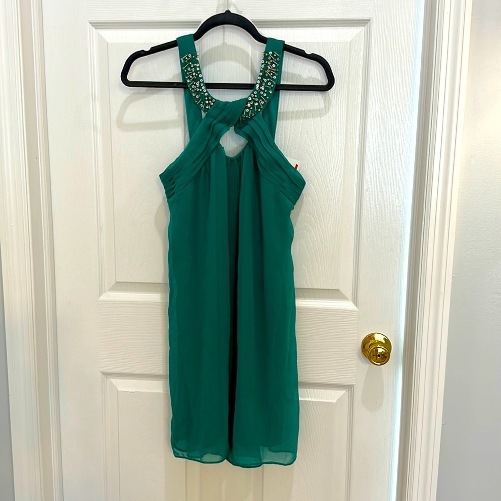City studio brand from Macy’s size medium, green color, new with tag